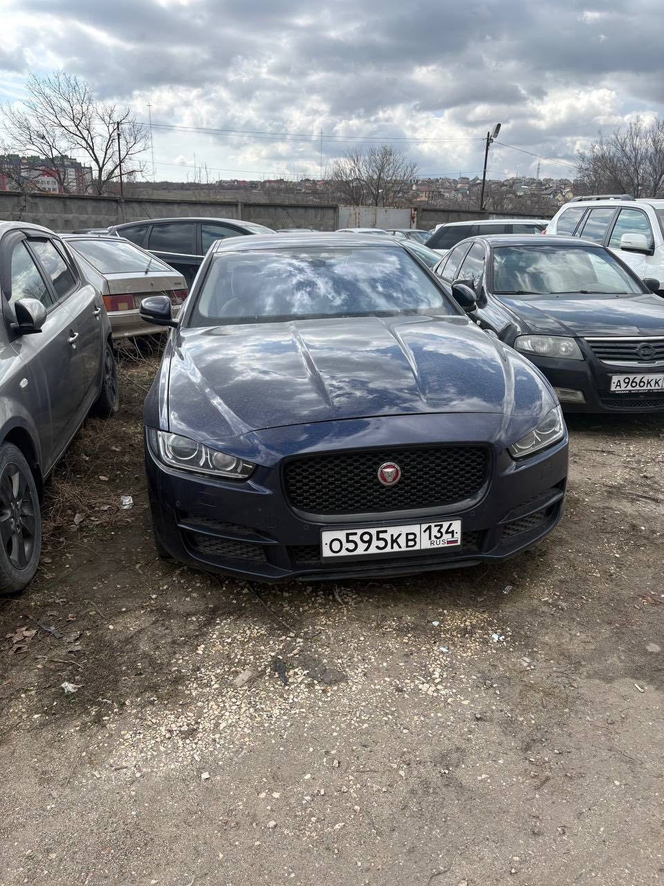Jaguar XE 2017 год