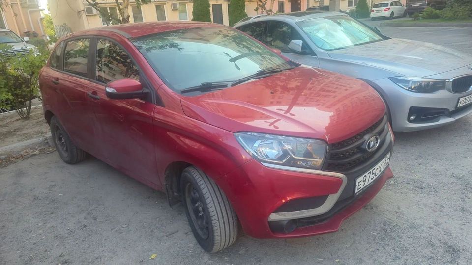 Lada XRAY 2019 год