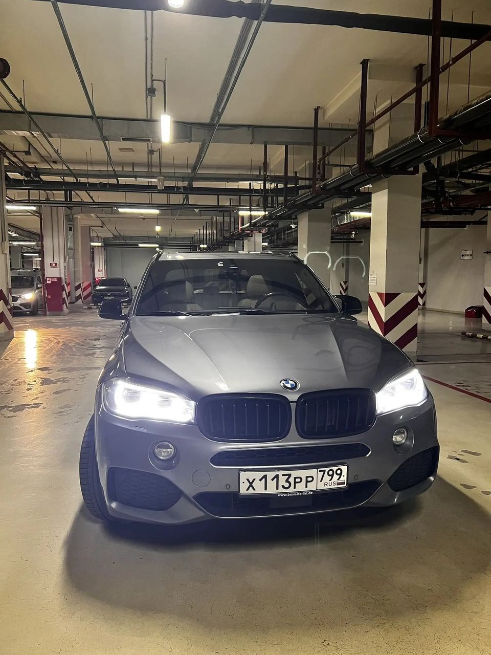 BMW X5 2018 год