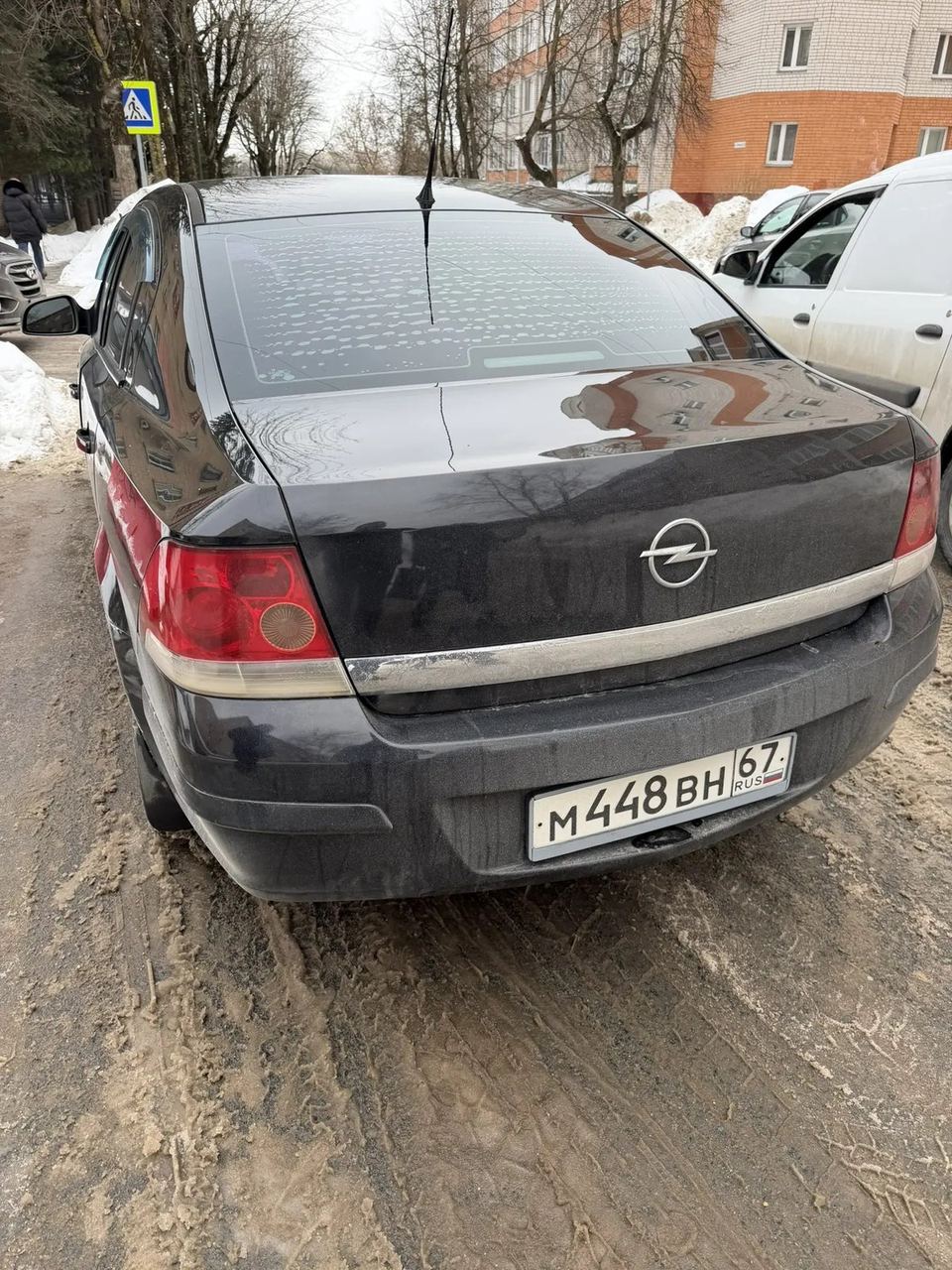 Opel Astra 2011 год