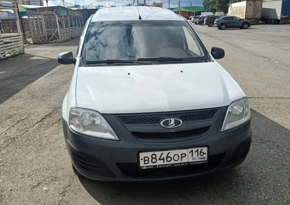 Lada Largus 2017 год