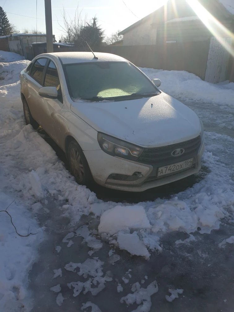 Lada Vesta 2016 год