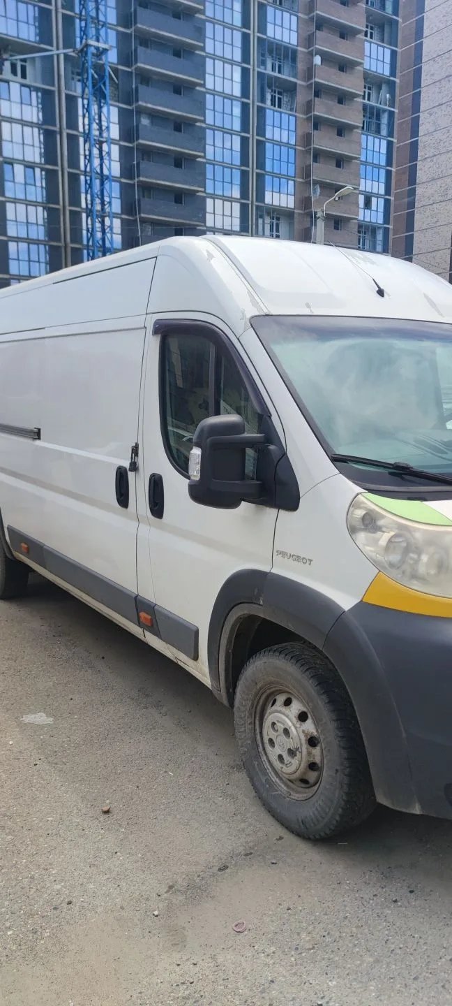 Peugeot BOXER 2009 год