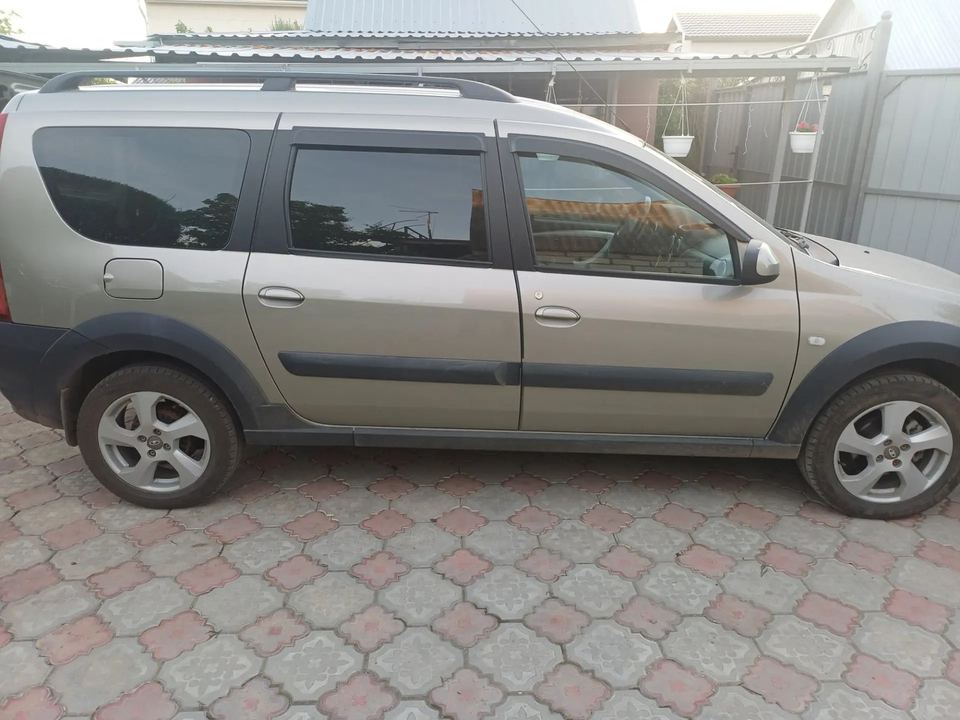 Lada Largus 2018 год