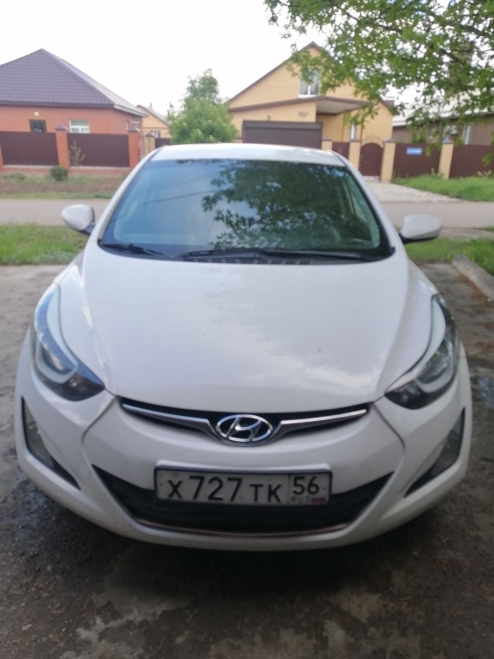 Hyundai Elantra 2015 год