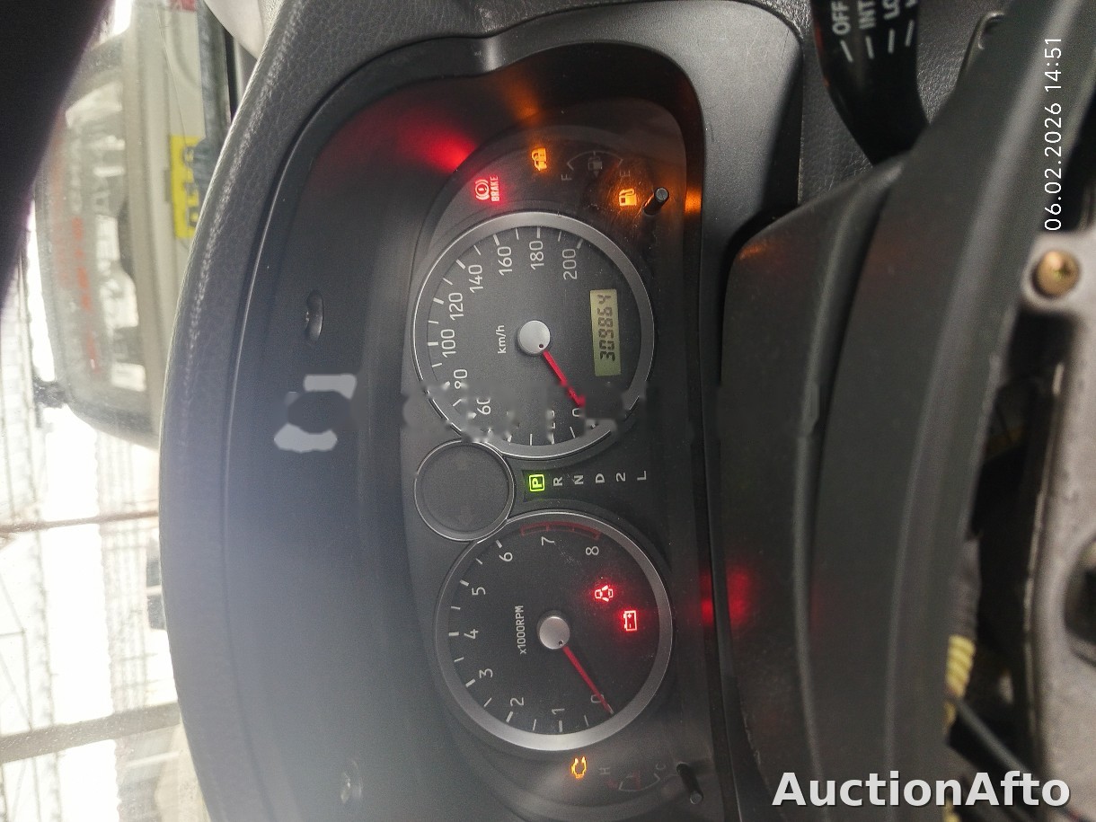 Suzuki Liana 2004 года