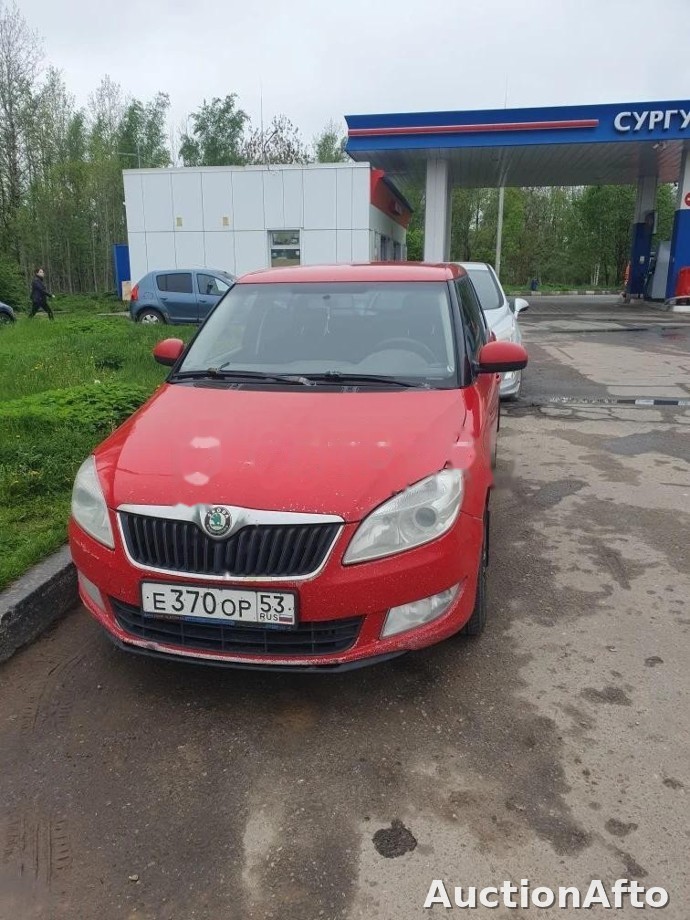 SKODA Fabia 2011 год