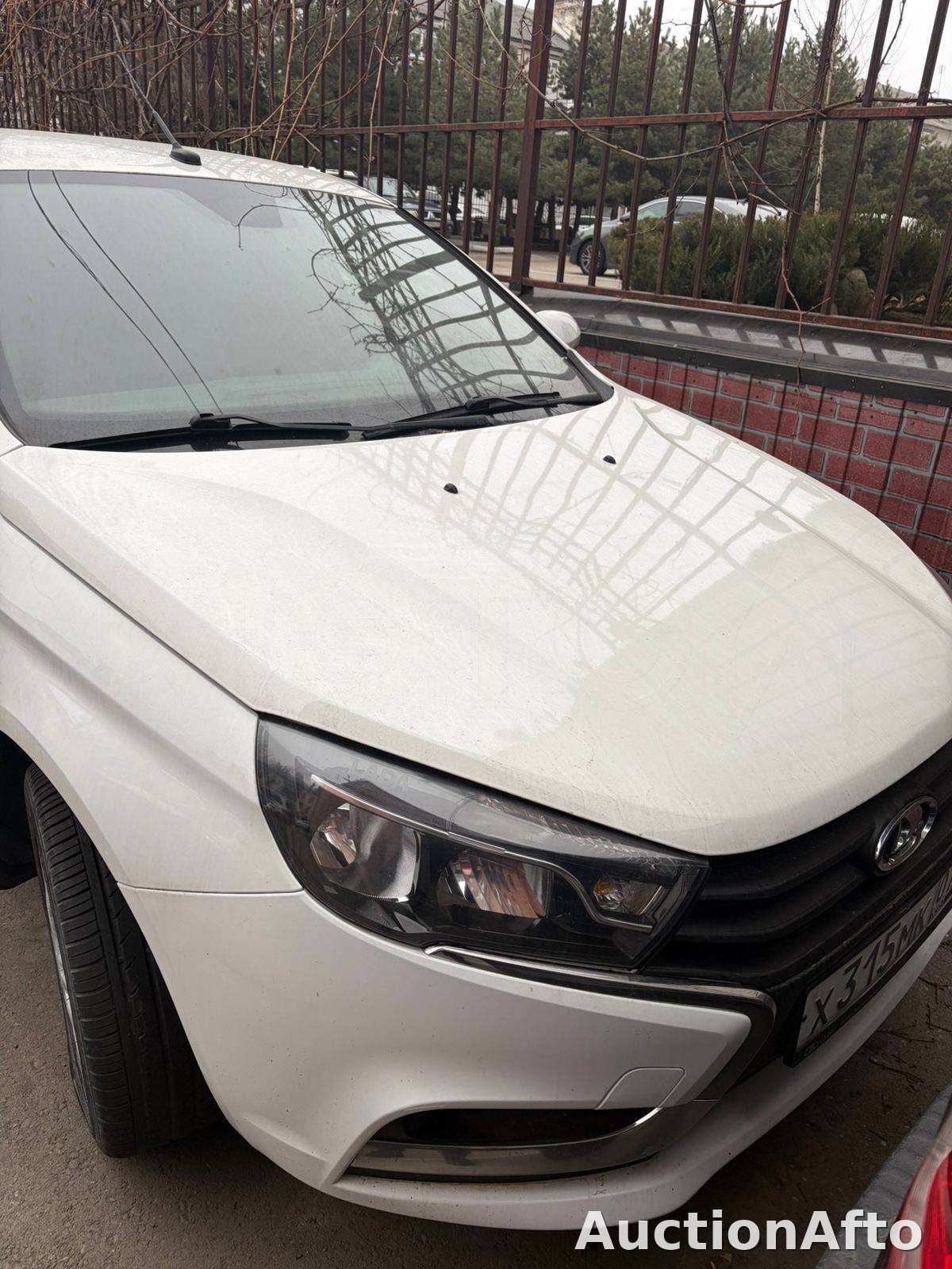Lada Vesta 2016 год