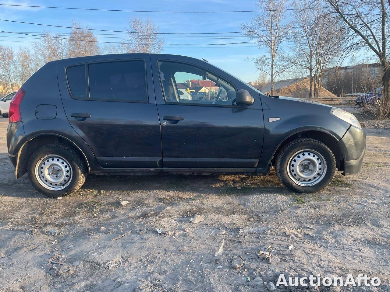 Renault Sandero 2010 год