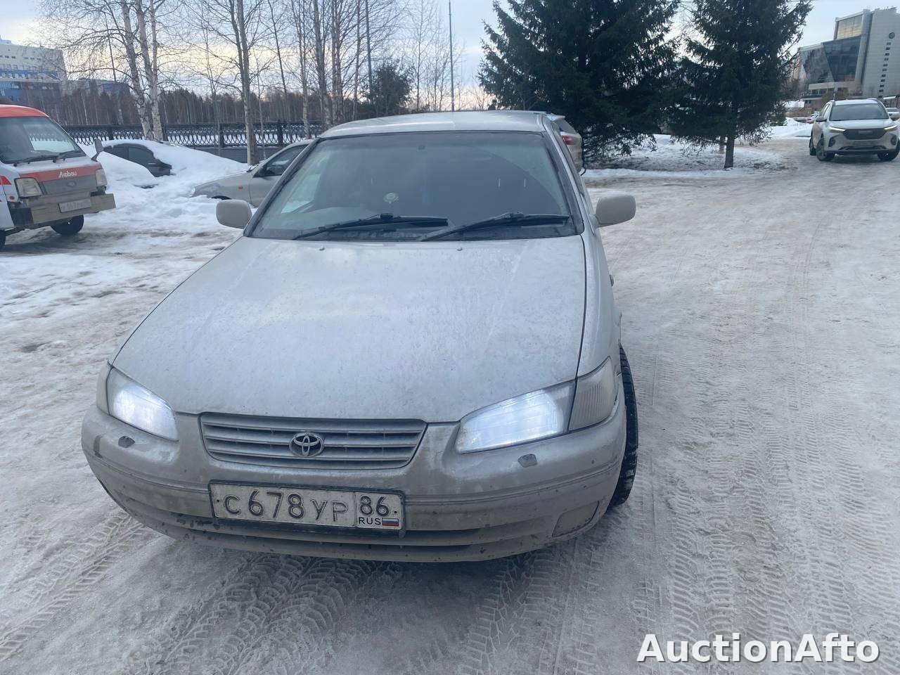Toyota Camry 1999 год
