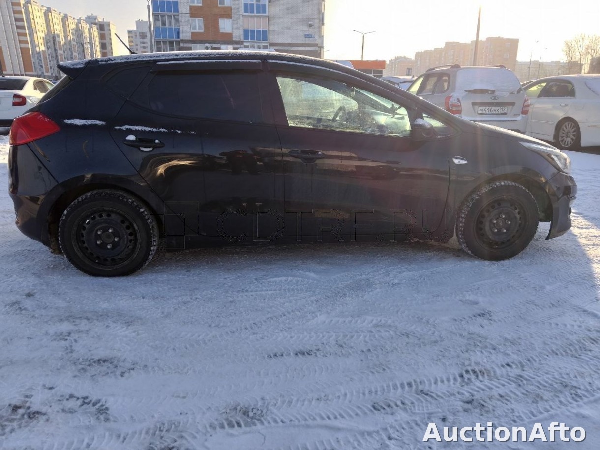 Kia Ceed 2015 год