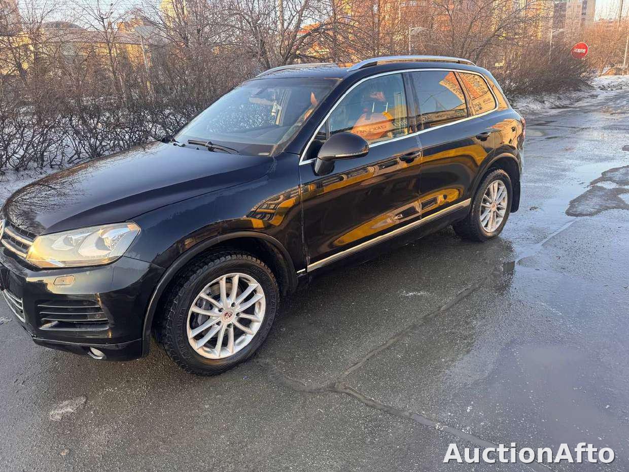 Volkswagen Touareg 2011 год