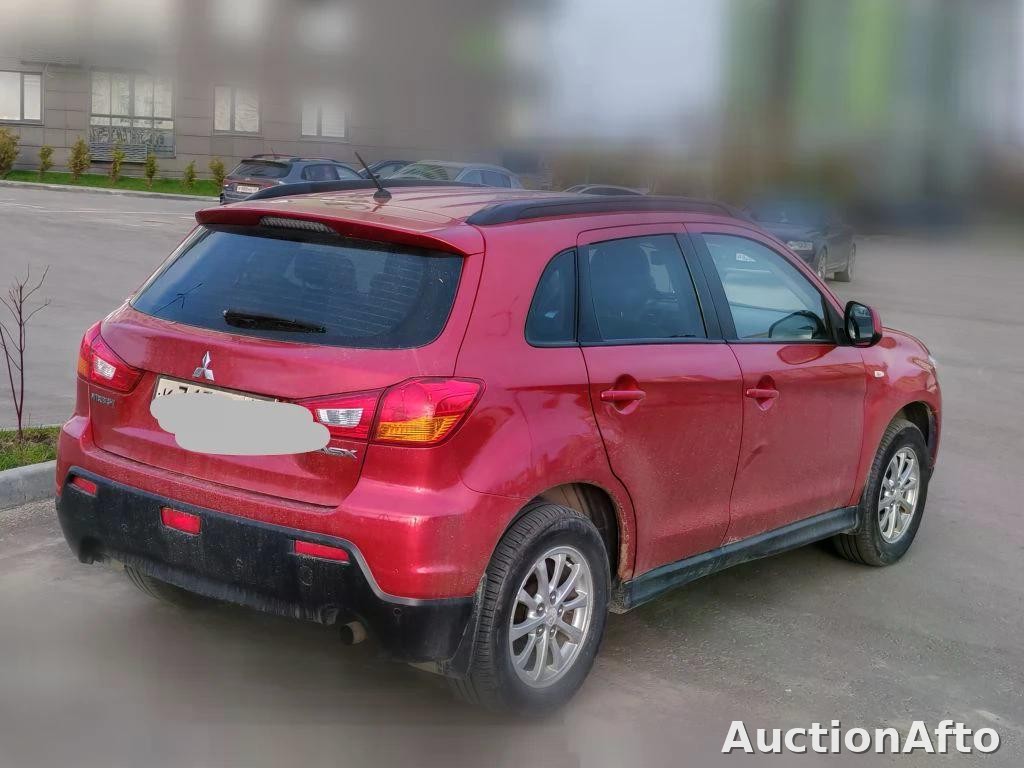 Mitsubishi ASX 2011 год