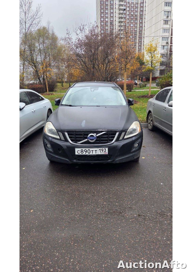 Volvo XC60 2010 год