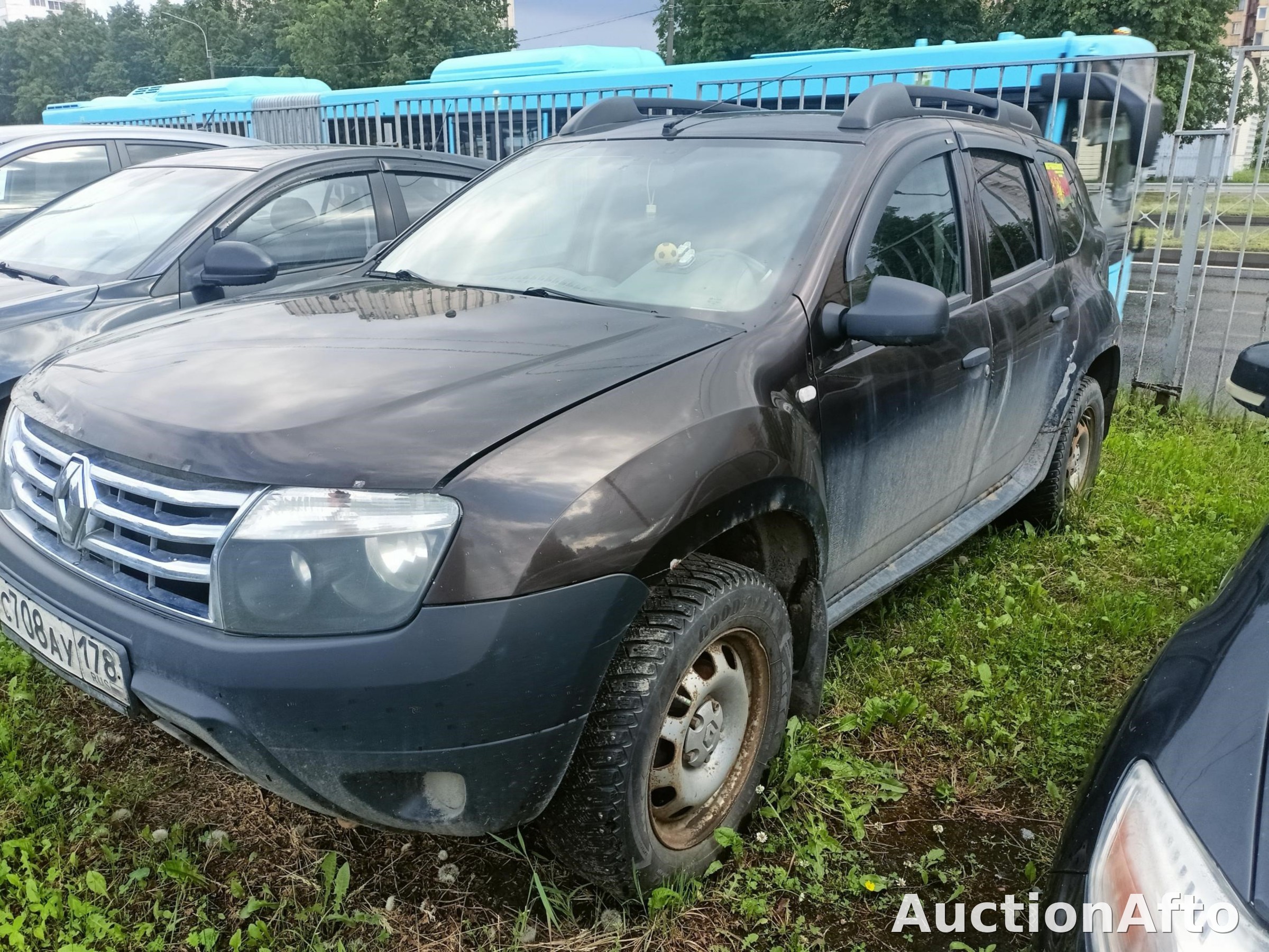 Renault Duster 2014 год