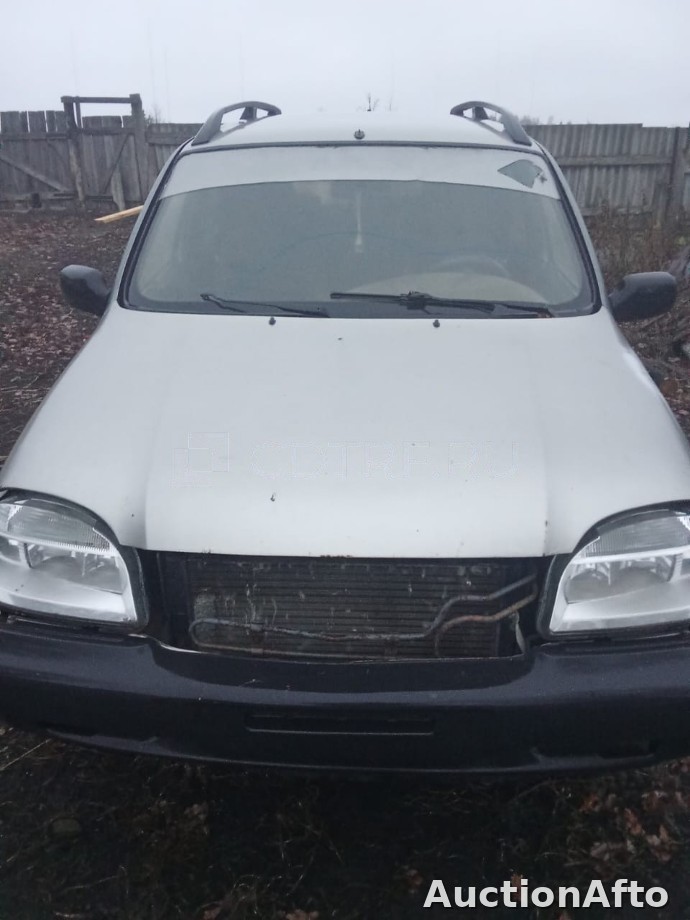 Chevrolet Niva 2015 год