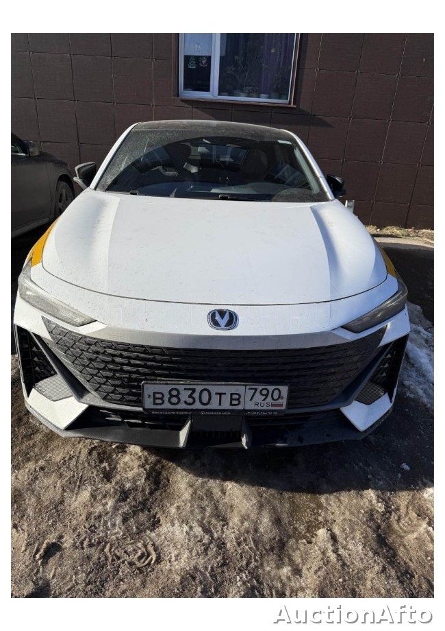 Changan Uni- V 2023 год
