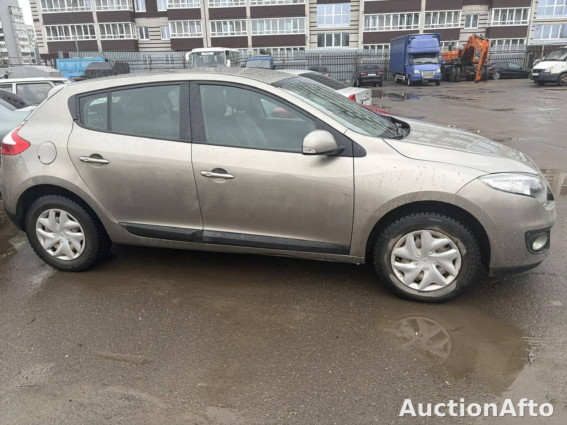 Renault Megane 2012 год