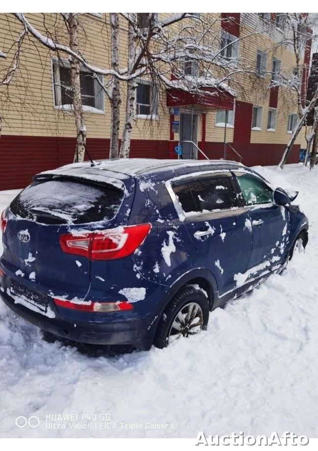 Kia SPORTAGE 2010 год