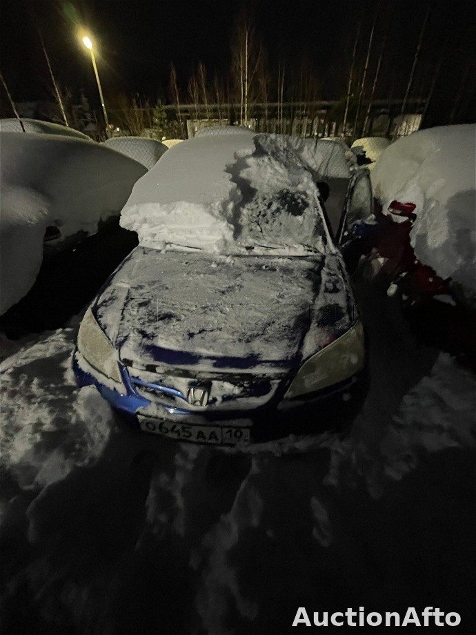 Honda Civic 2004 год