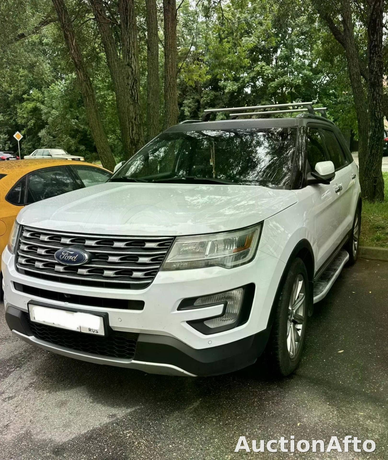 Ford Explorer 2017 год