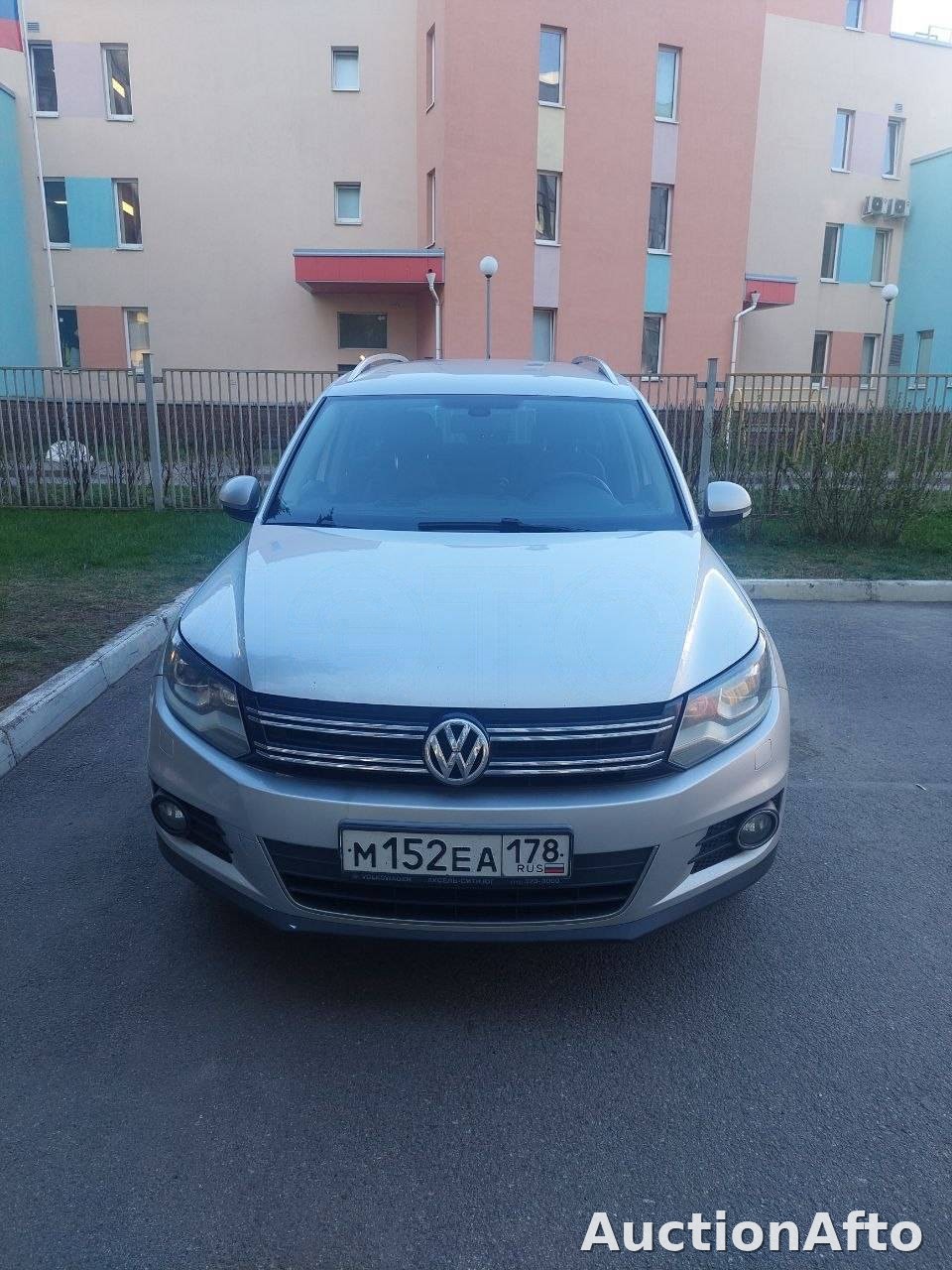 Volkswagen Tiguan 2011 год