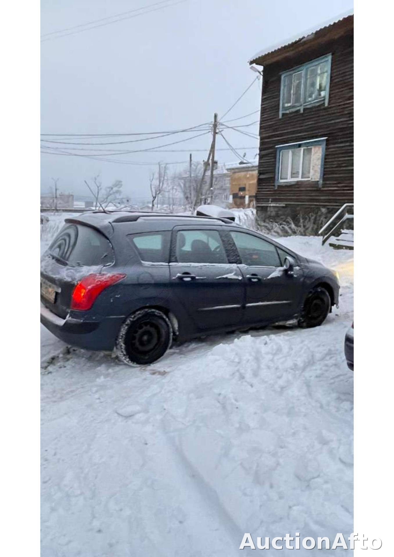 Peugeot 308 2009 год