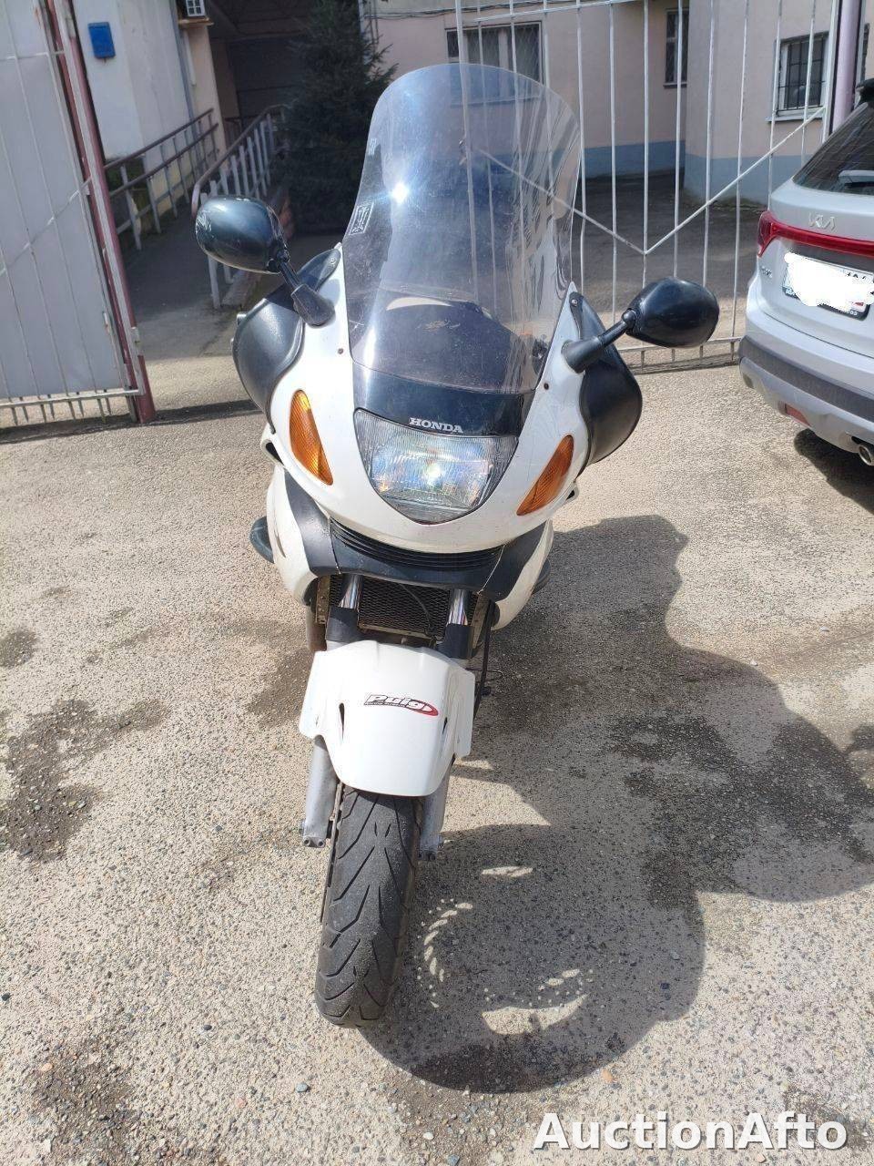 Honda NT650V 2000 год