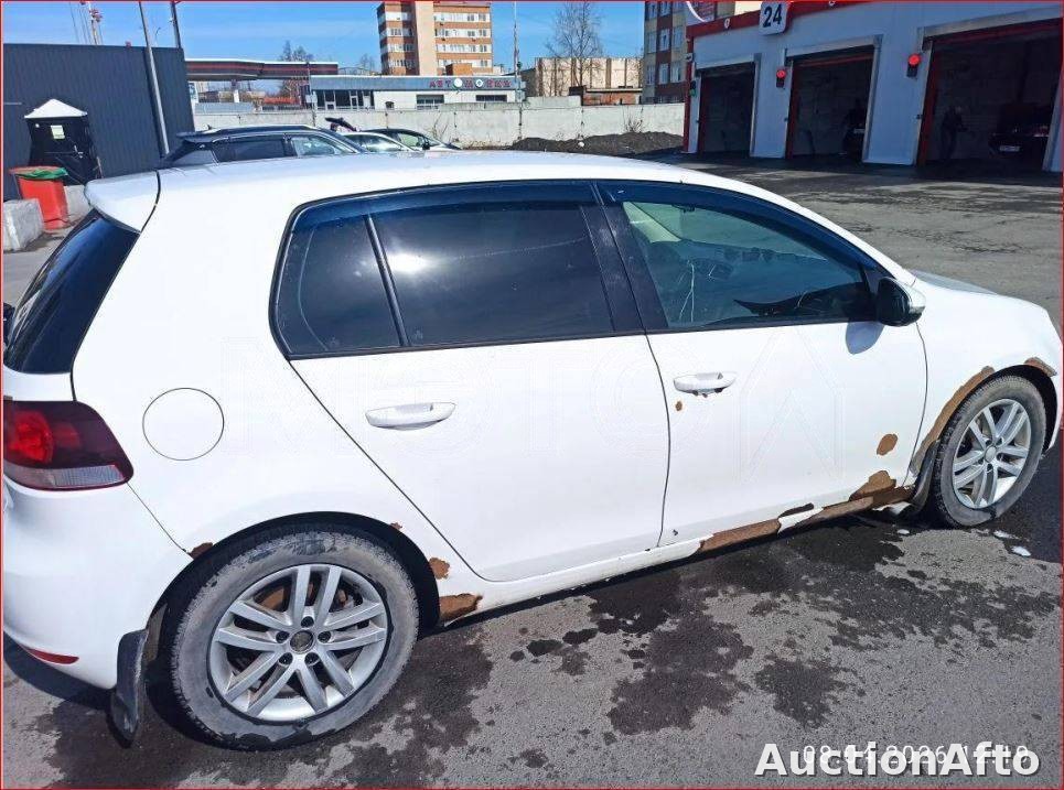 Volkswagen Golf 2011 год