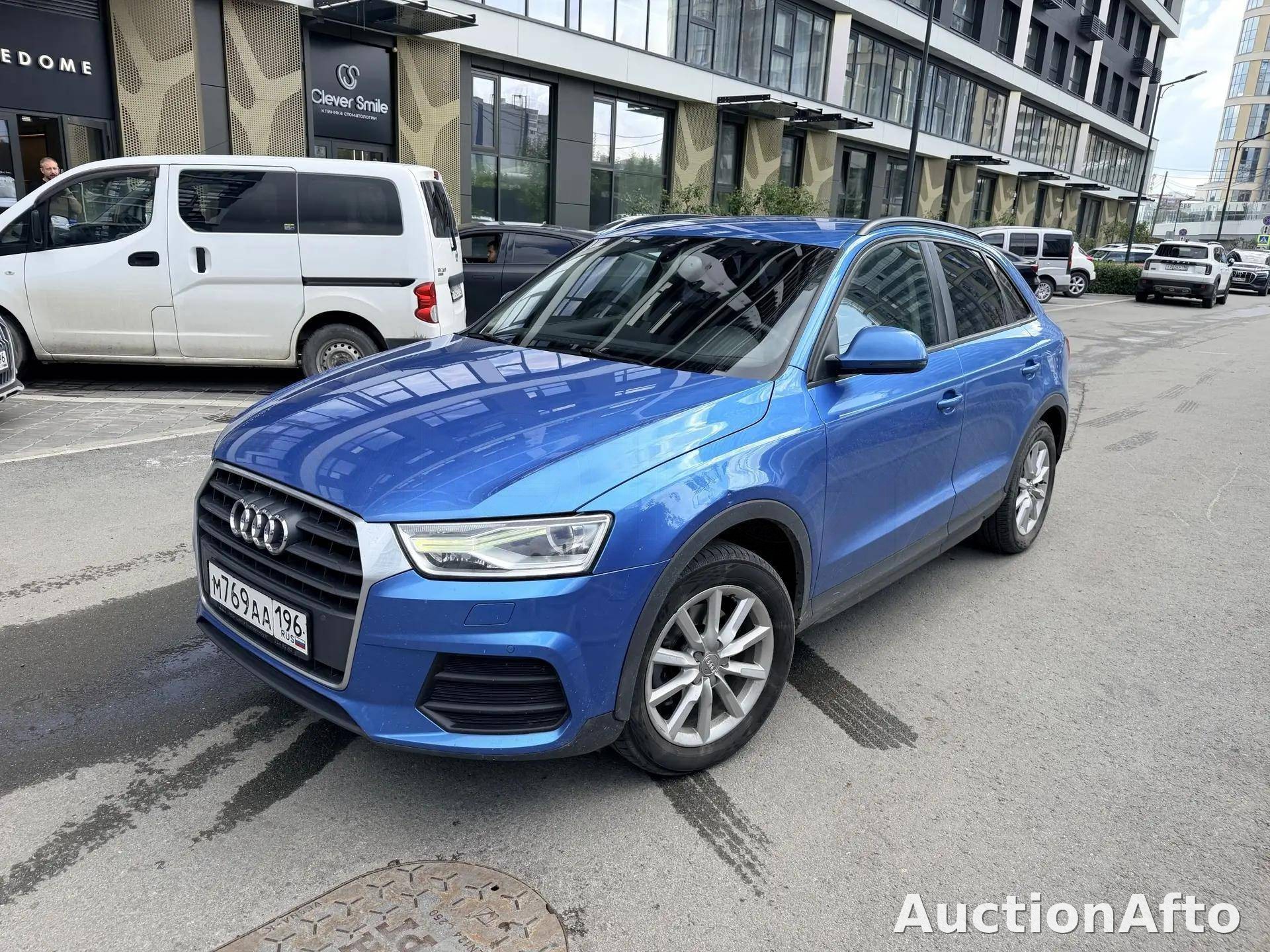 Audi Q3 2015 год