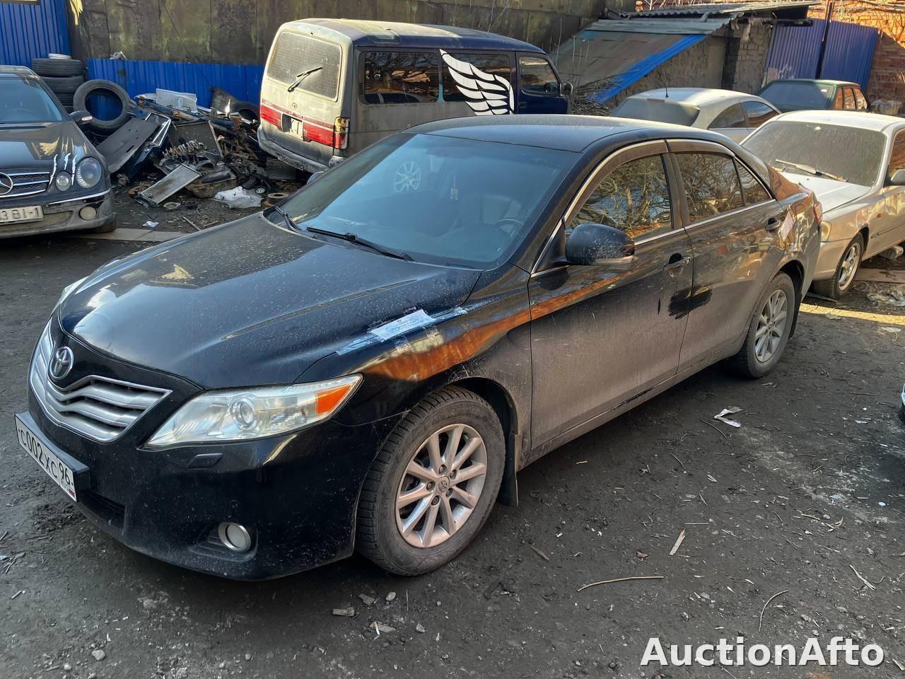 Toyota Camry 2010 год