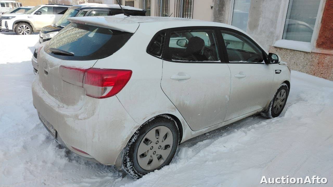 Kia Rio 2016 год