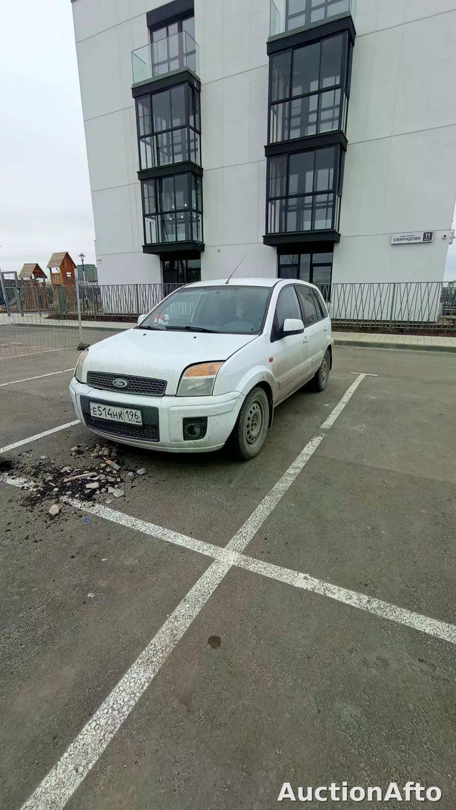 Ford Fusion 2011 год