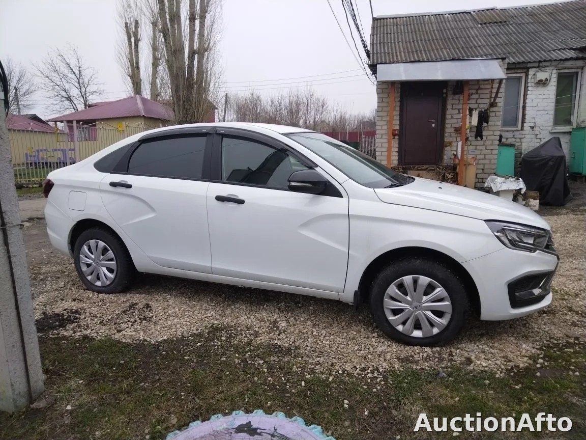 Lada Vesta 2024 год