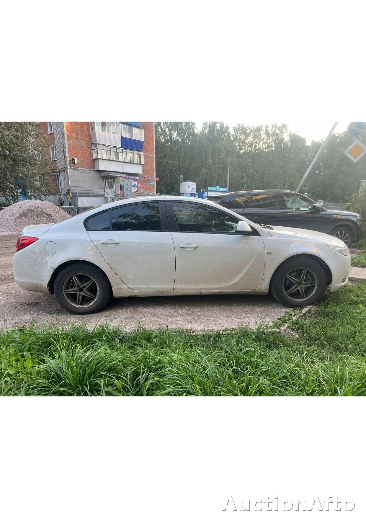 Opel Insignia 2012 год