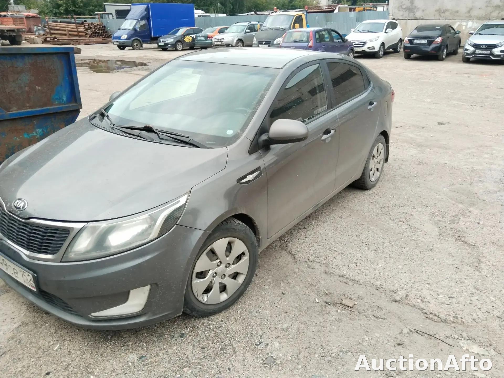 Kia Rio 2015 год