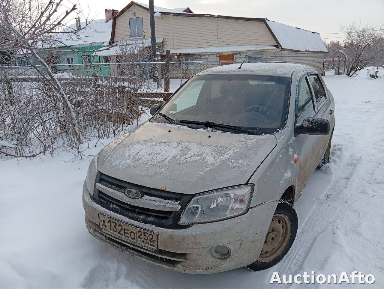 Lada Granta 2015 год