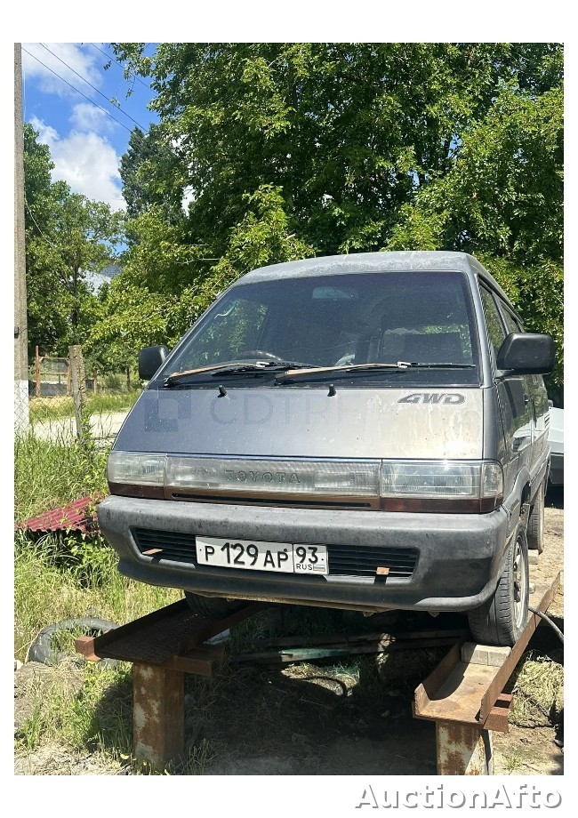 Toyota TOWN АСЕ 1990 год