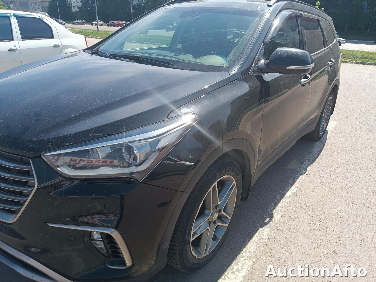 Hyundai Santa Fe 2017 год