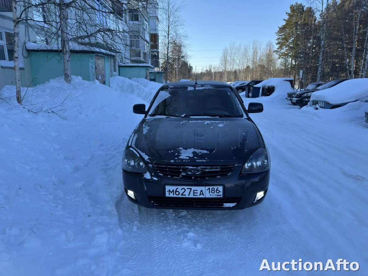 Lada PRIORA 2012 год