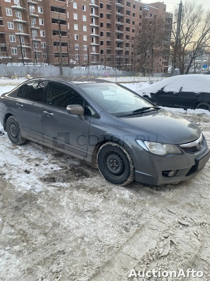 Honda Civic 2010 год
