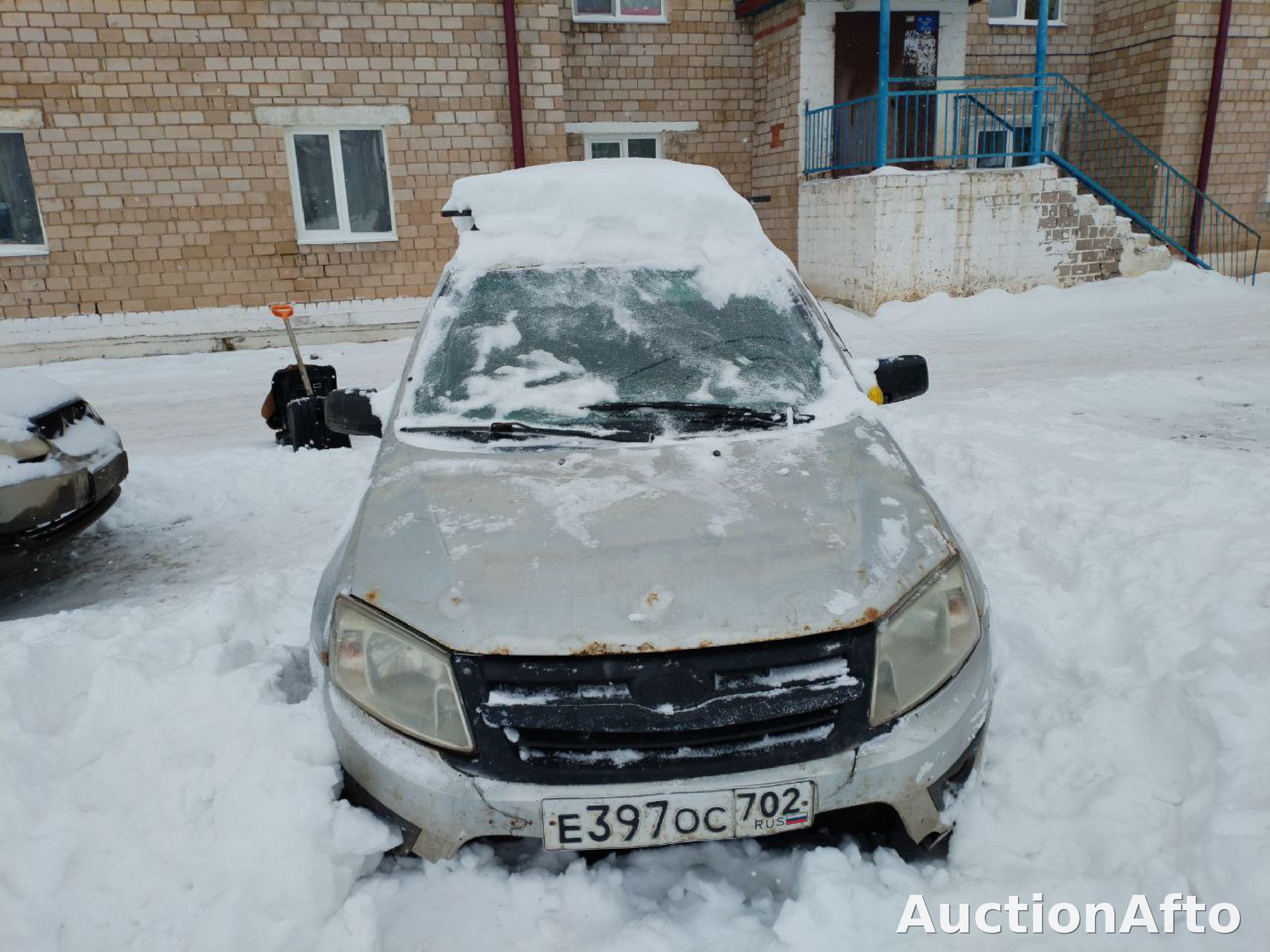Lada Granta 2012 год