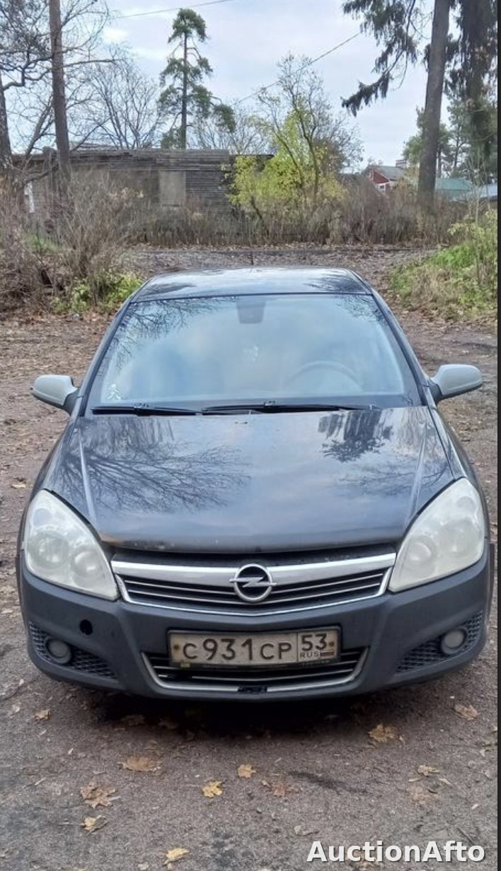Opel Astra 2009 год