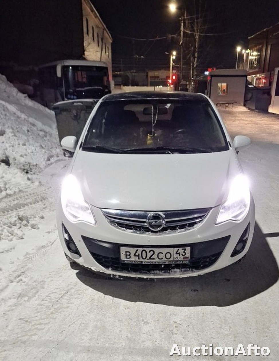 Opel Corsa 2013 год