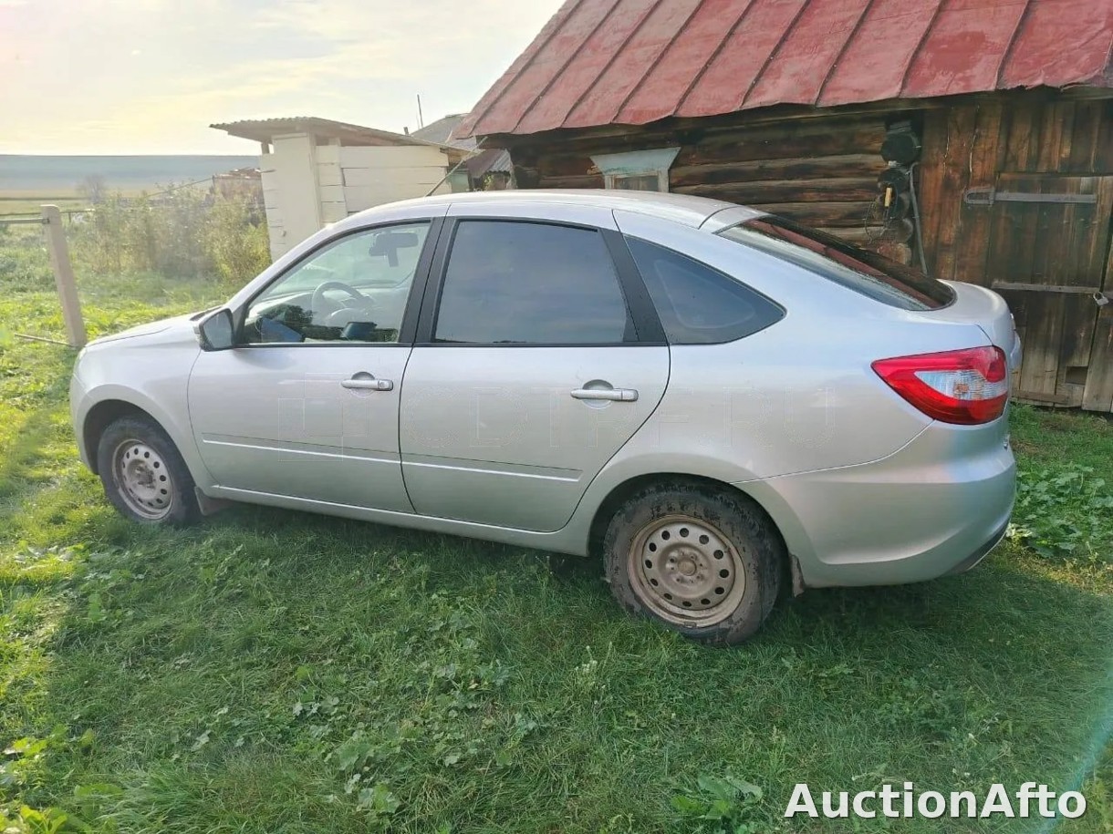 Lada Granta 2024 год