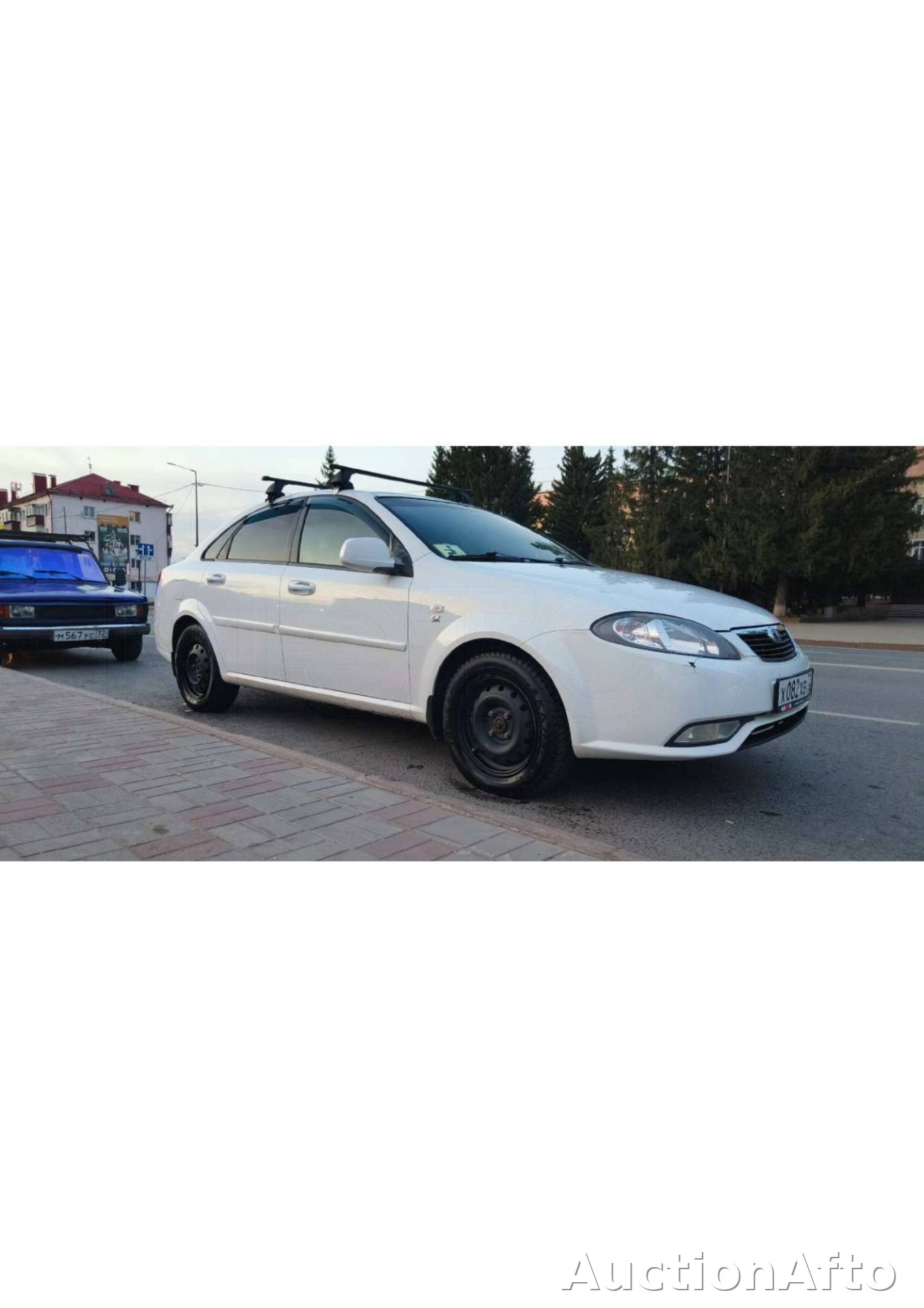 Daewoo Gentra 2014 год
