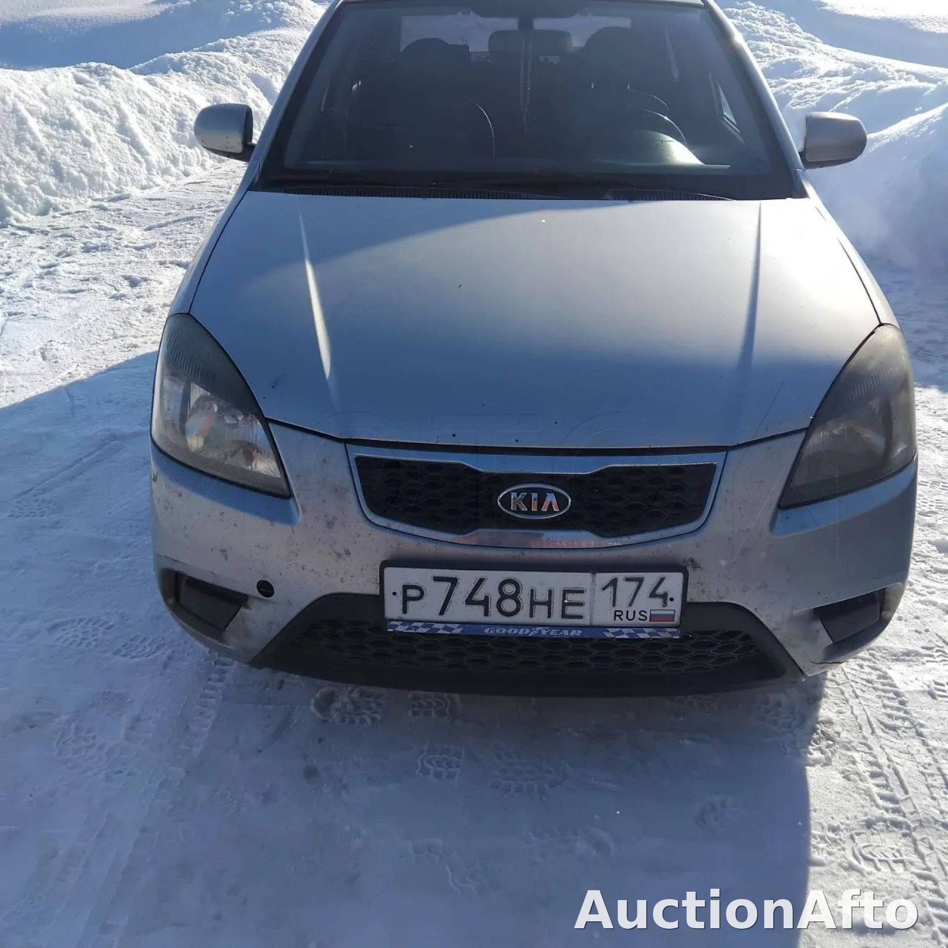 Kia Rio 2011 год