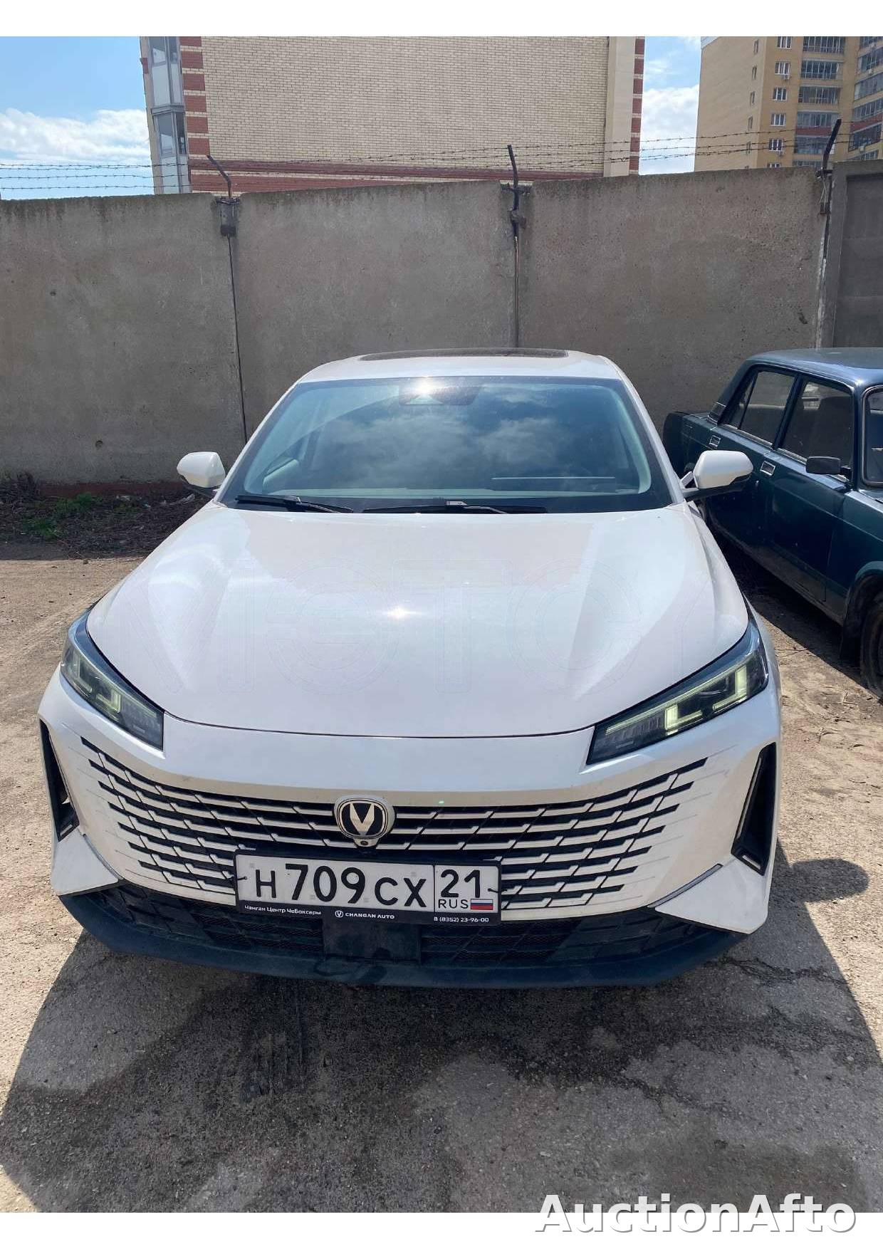 Changan Lamore 2024 год