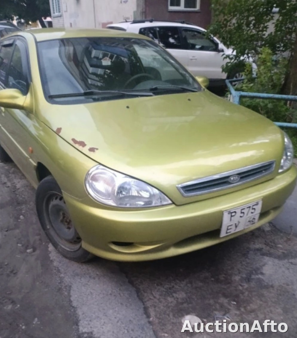 Kia Rio 2002 год