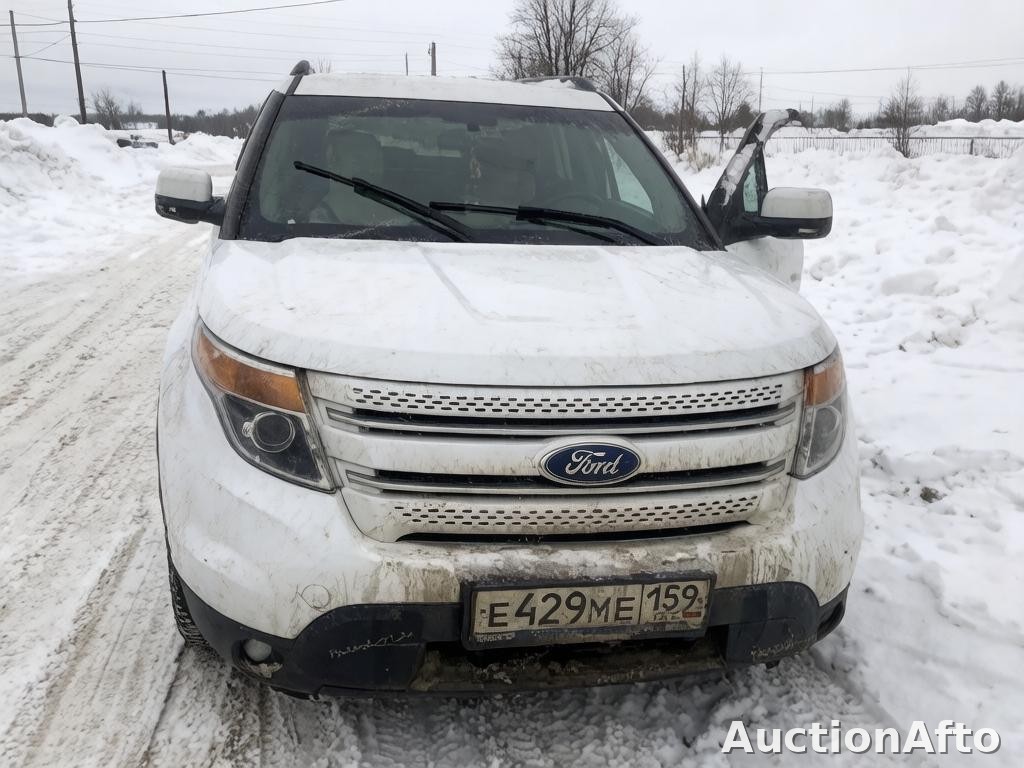 Ford Explorer 2015 год